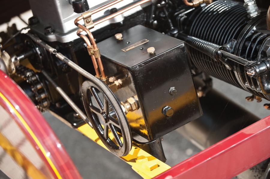  Columbus Highwheel Runabout 1905 года  (фото 16 из 17)